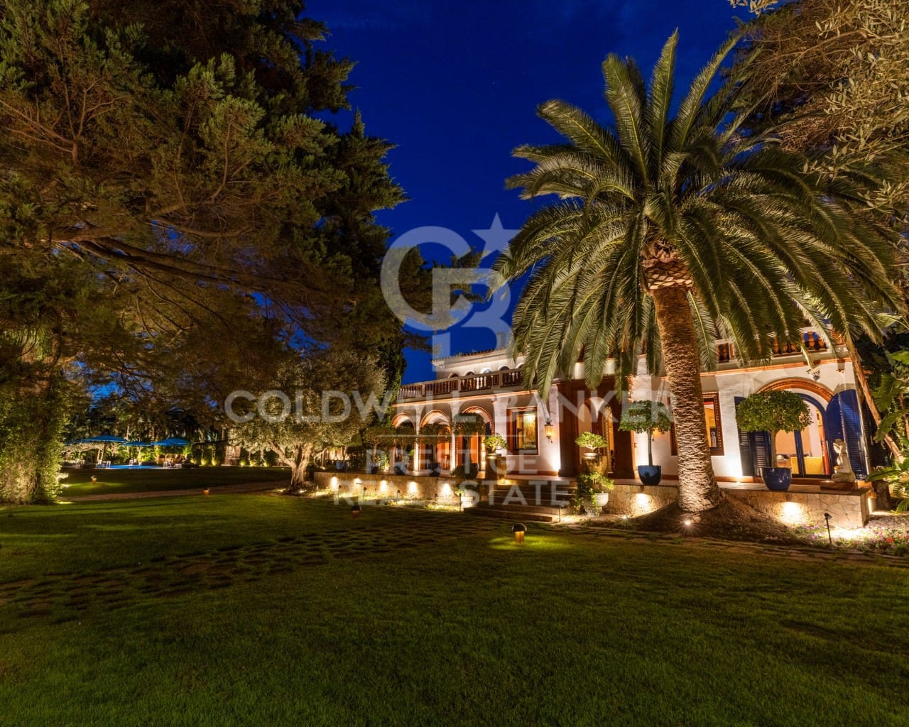 8 chambre Villa/Maison à vendre à Sitges avec piscine garage - 8 200 000 € (Ref: 9790933)