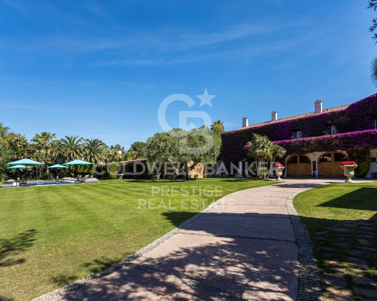 8 chambre Villa/Maison à vendre à Sitges avec piscine garage - 8 200 000 € (Ref: 9790933)