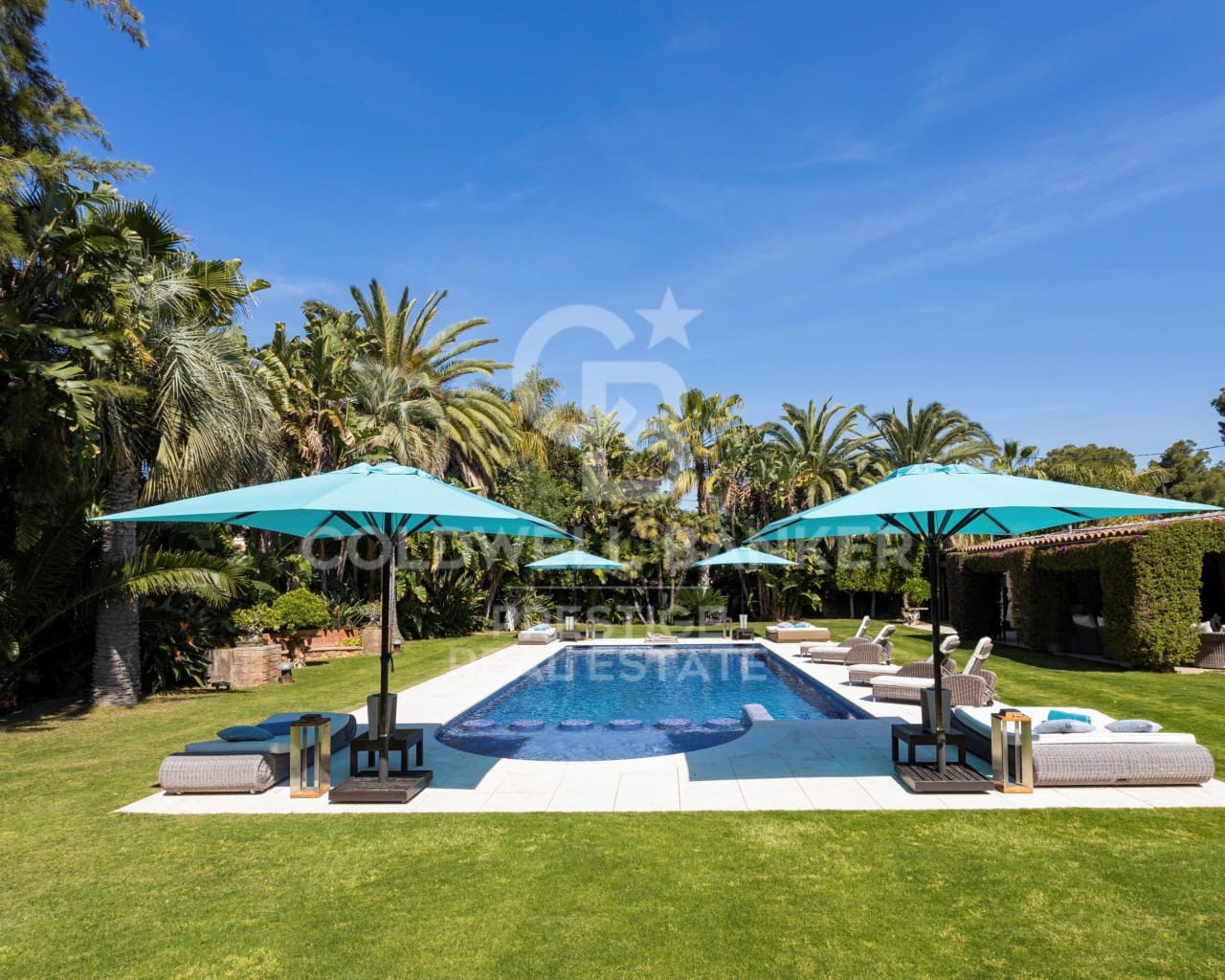 8 chambre Villa/Maison à vendre à Sitges avec piscine garage - 8 200 000 € (Ref: 9790933)