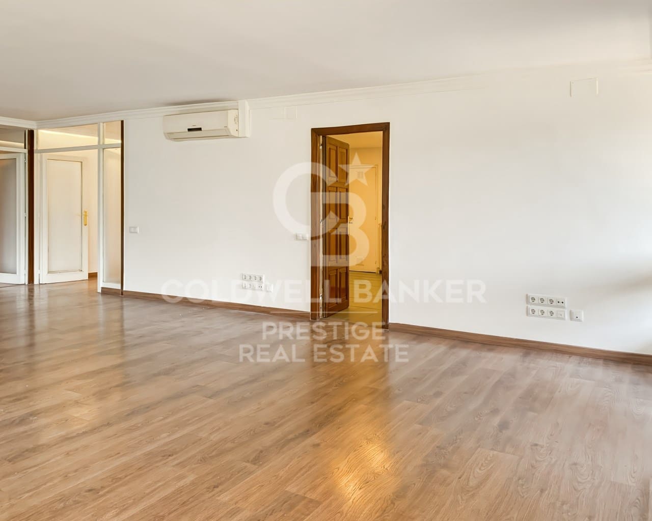 4 bedroom Flat for rent in Barcelona city with garage - € 4,200 (Ref: 9794479)