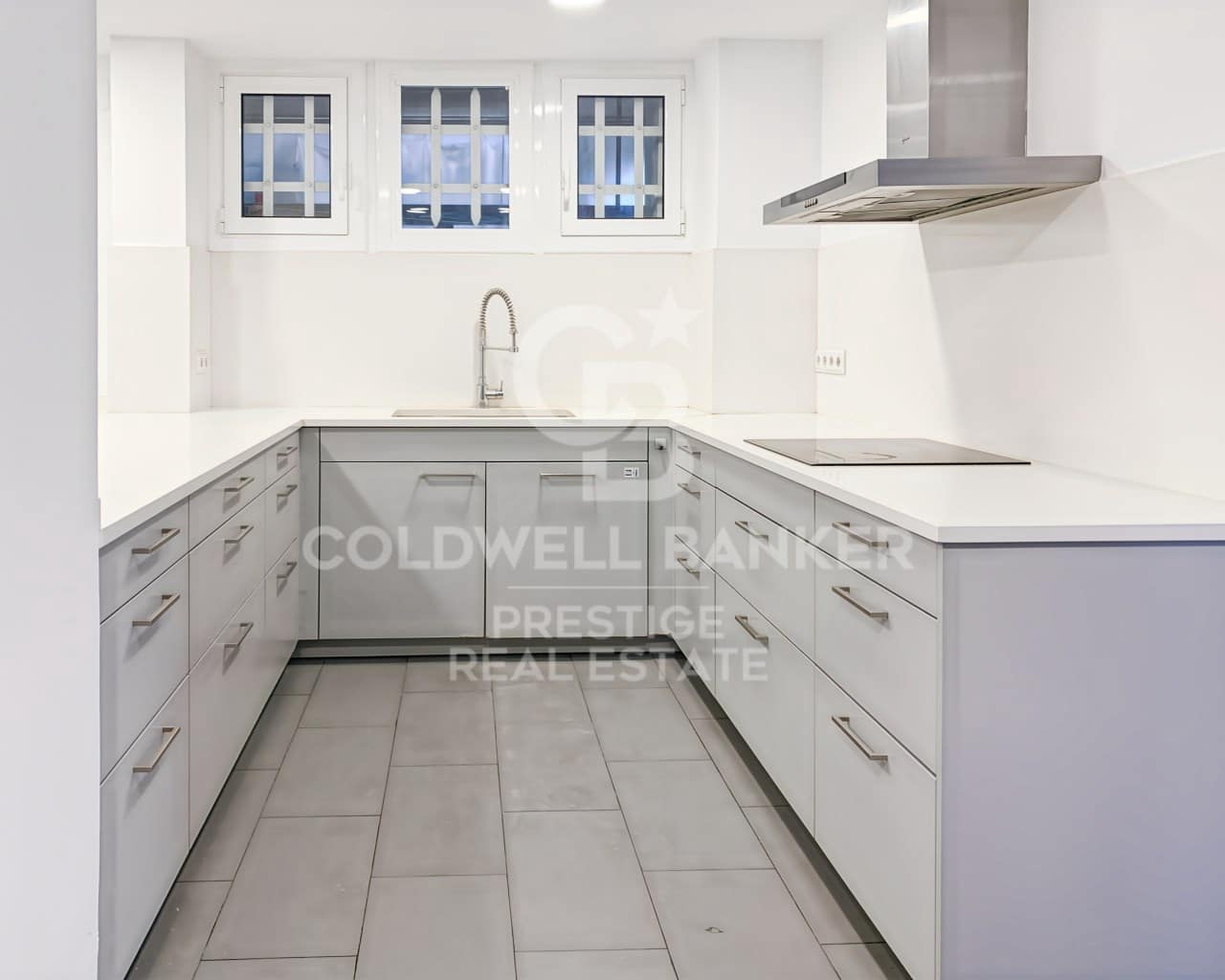 4 bedroom Flat for rent in Barcelona city with garage - € 4,200 (Ref: 9794479)