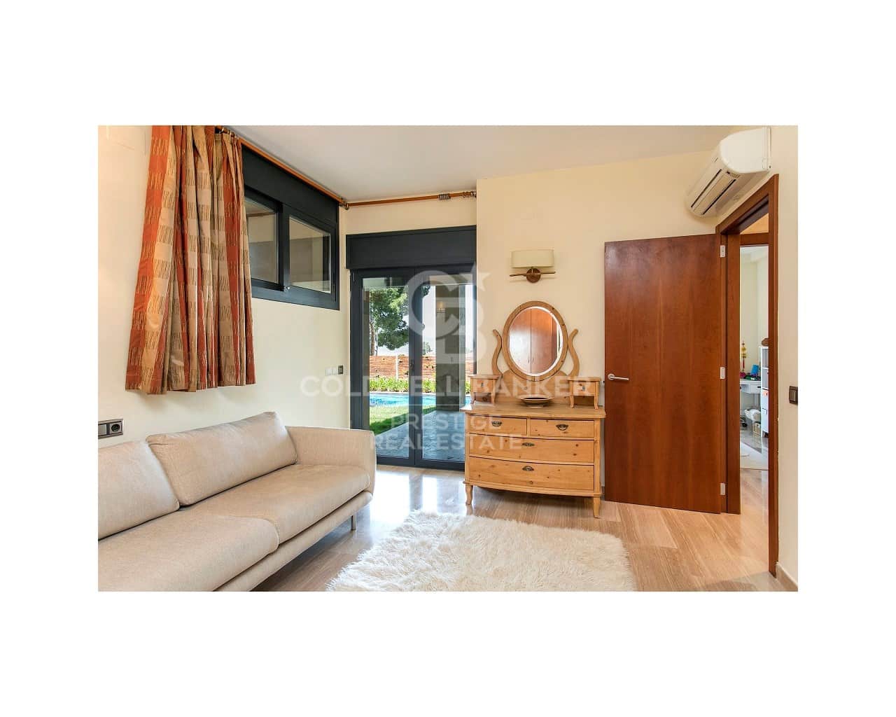 5 makuuhuone Huvila vuokrattavana paikassa Esplugues de Llobregat mukana uima-altaan 
autotalli - 8 500 € (Ref: 9806373)