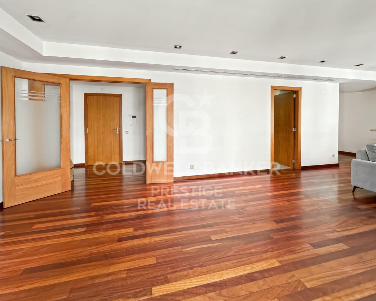 3 bedroom Flat for rent in Barcelona city with garage - € 2,755 (Ref: 9808052)