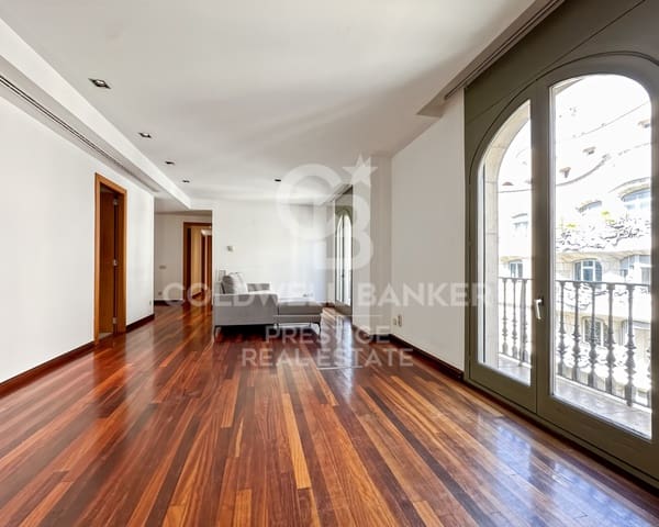 3 bedroom Flat for rent in La Dreta de L'Eixample, Barcelona city with garage - € 2,755 (Ref: 9808052)