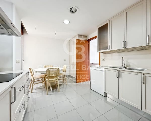 3 bedroom Flat for rent in La Dreta de L'Eixample, Barcelona city with garage - € 2,755 (Ref: 9808052)