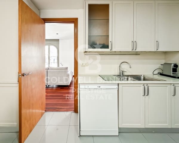 3 bedroom Flat for rent in La Dreta de L'Eixample, Barcelona city with garage - € 2,755 (Ref: 9808052)