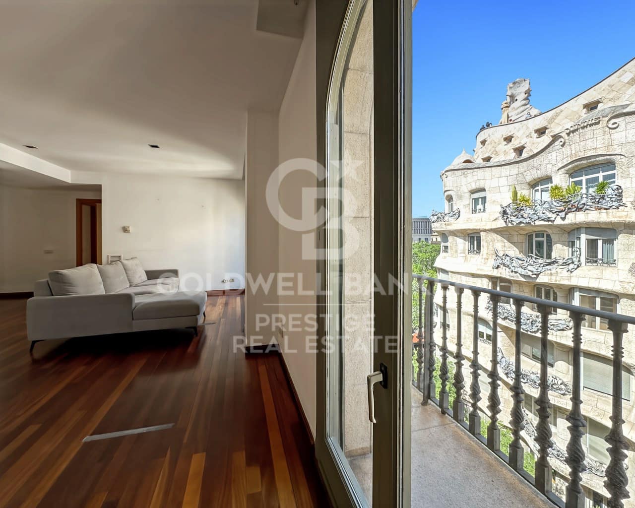 3 bedroom Flat for rent in Barcelona city with garage - € 2,755 (Ref: 9808052)