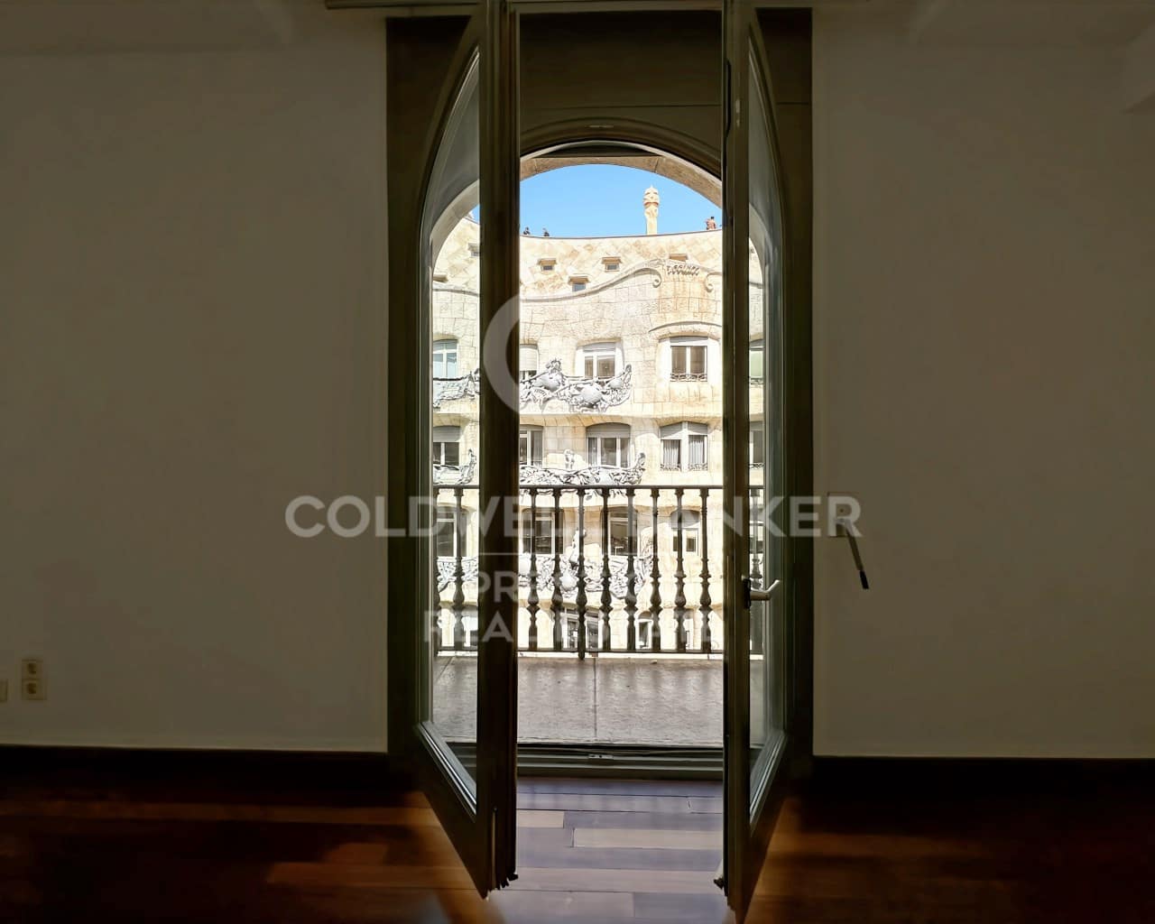 3 bedroom Flat for rent in Barcelona city with garage - € 2,755 (Ref: 9808052)