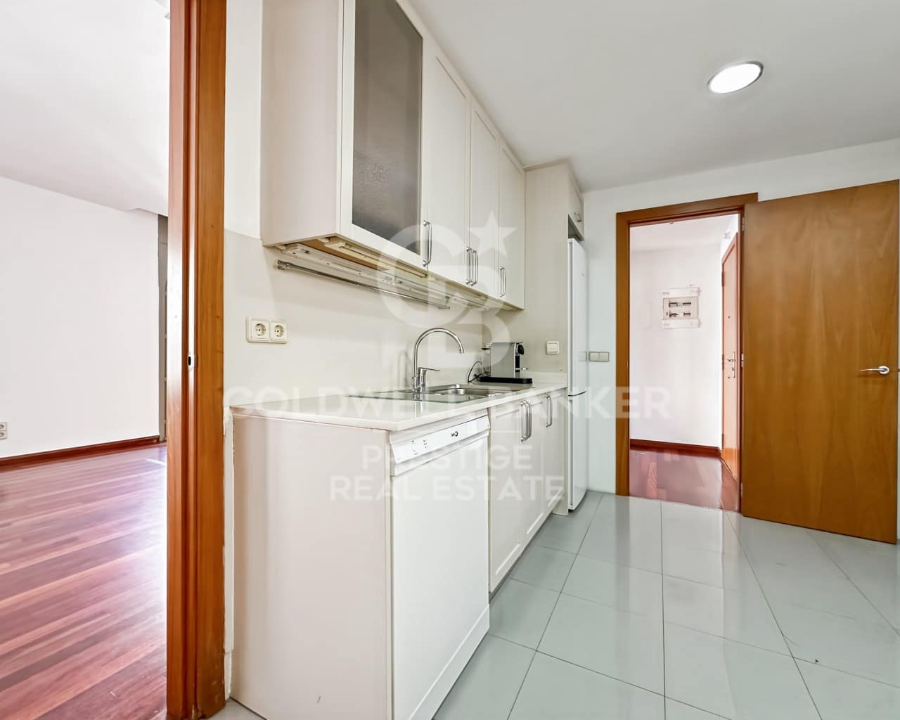 3 bedroom Flat for rent in Barcelona city with garage - € 2,755 (Ref: 9808052)