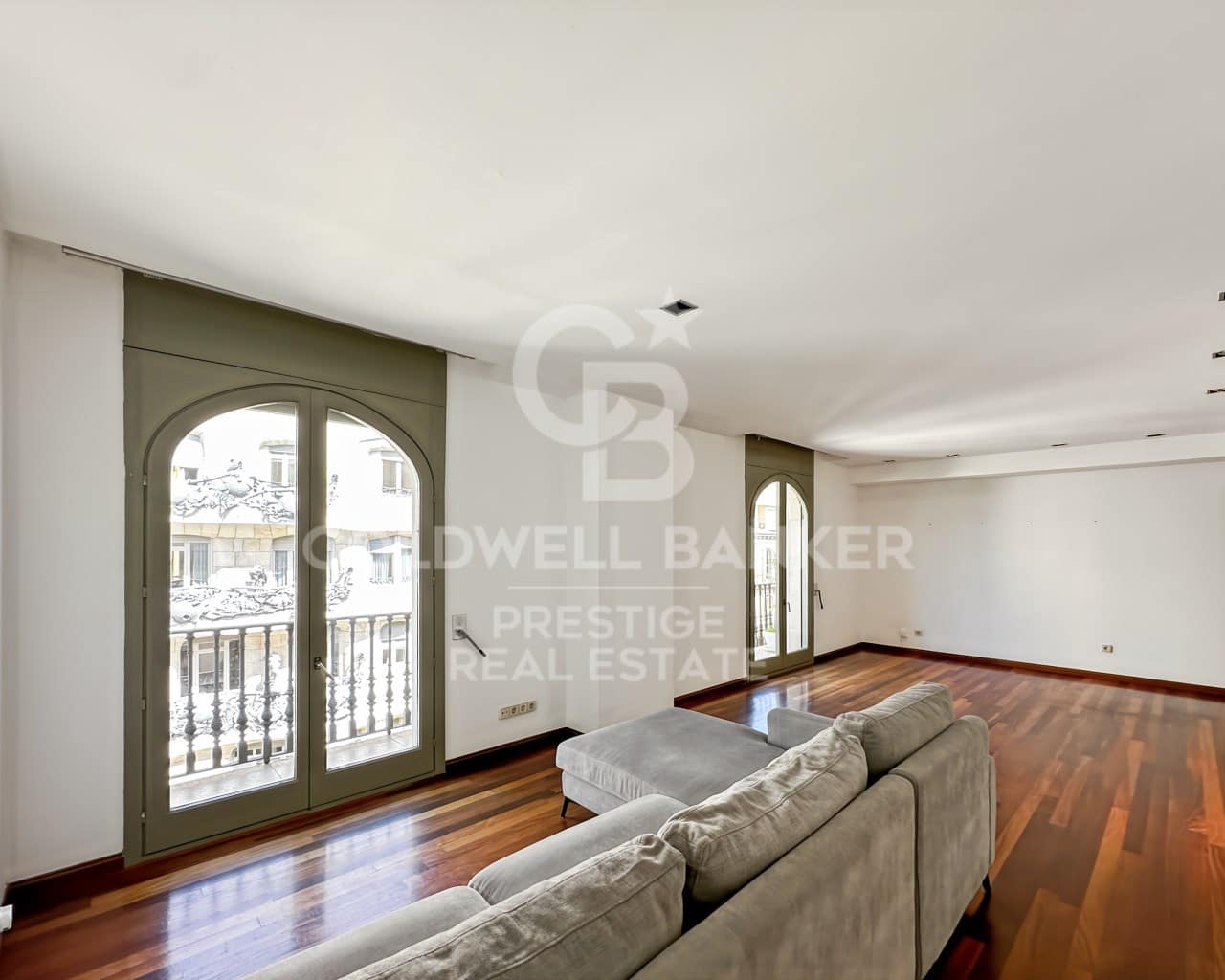3 bedroom Flat for rent in Barcelona city with garage - € 2,755 (Ref: 9808052)