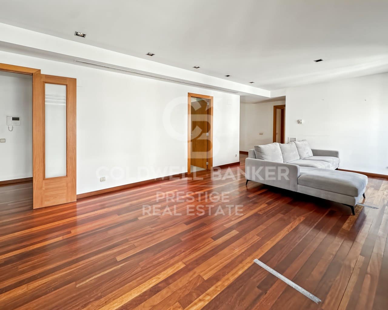 3 bedroom Flat for rent in Barcelona city with garage - € 2,755 (Ref: 9808052)