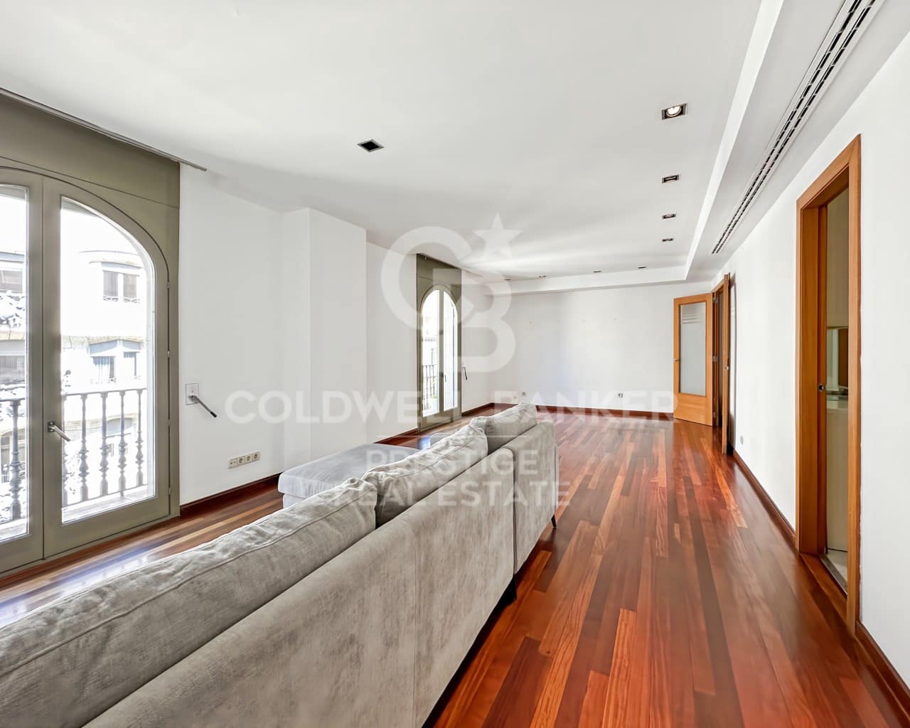 3 bedroom Flat for rent in Barcelona city with garage - € 2,755 (Ref: 9808052)