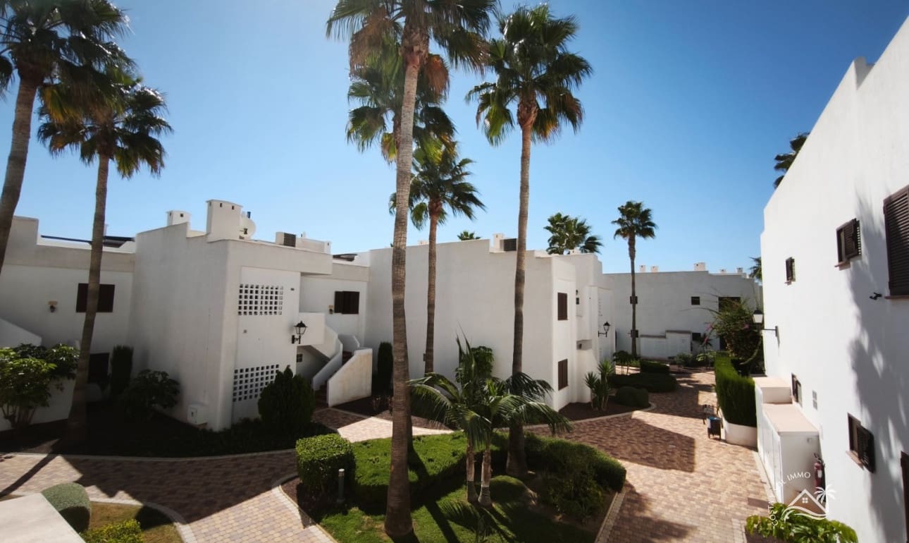 3 soveværelse Penthouse til salg i San Juan de los Terreros med swimmingpool - € 330.000 (Ref: 10099077)