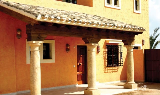 3 soverom Villa til salgs i La Portilla, Cuevas del Almanzora med svømmebasseng garasje - € 749 000 (Ref: 8076259)