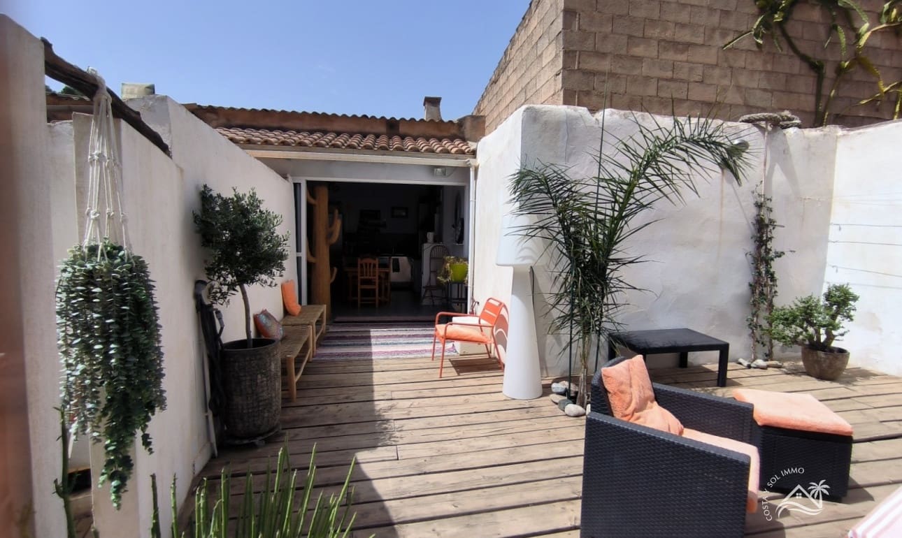 3 chambre Villa/Maison à vendre à Las Herrerias avec garage - 125 000 € (Ref: 8453975)