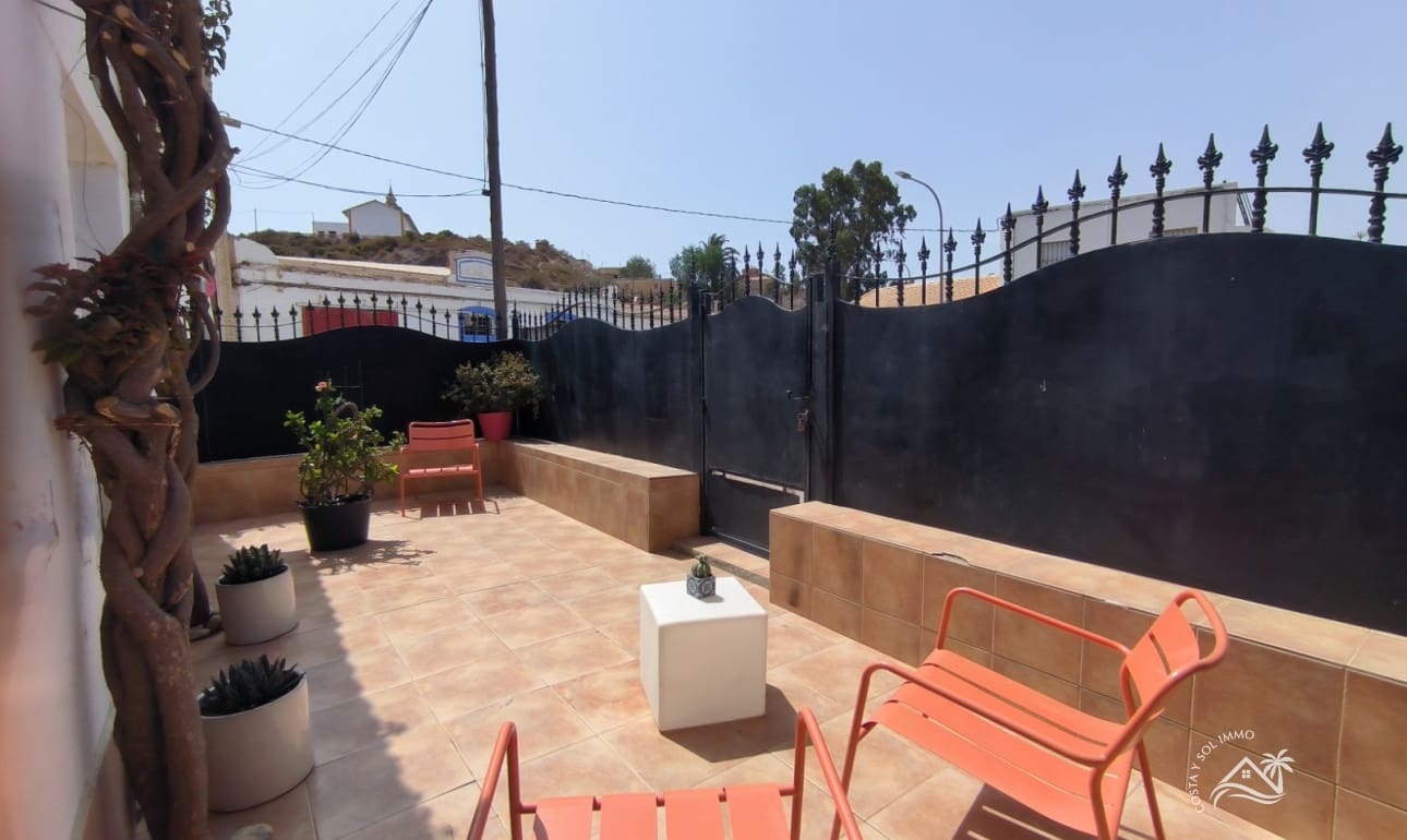 3 chambre Villa/Maison à vendre à Las Herrerias avec garage - 125 000 € (Ref: 8453975)