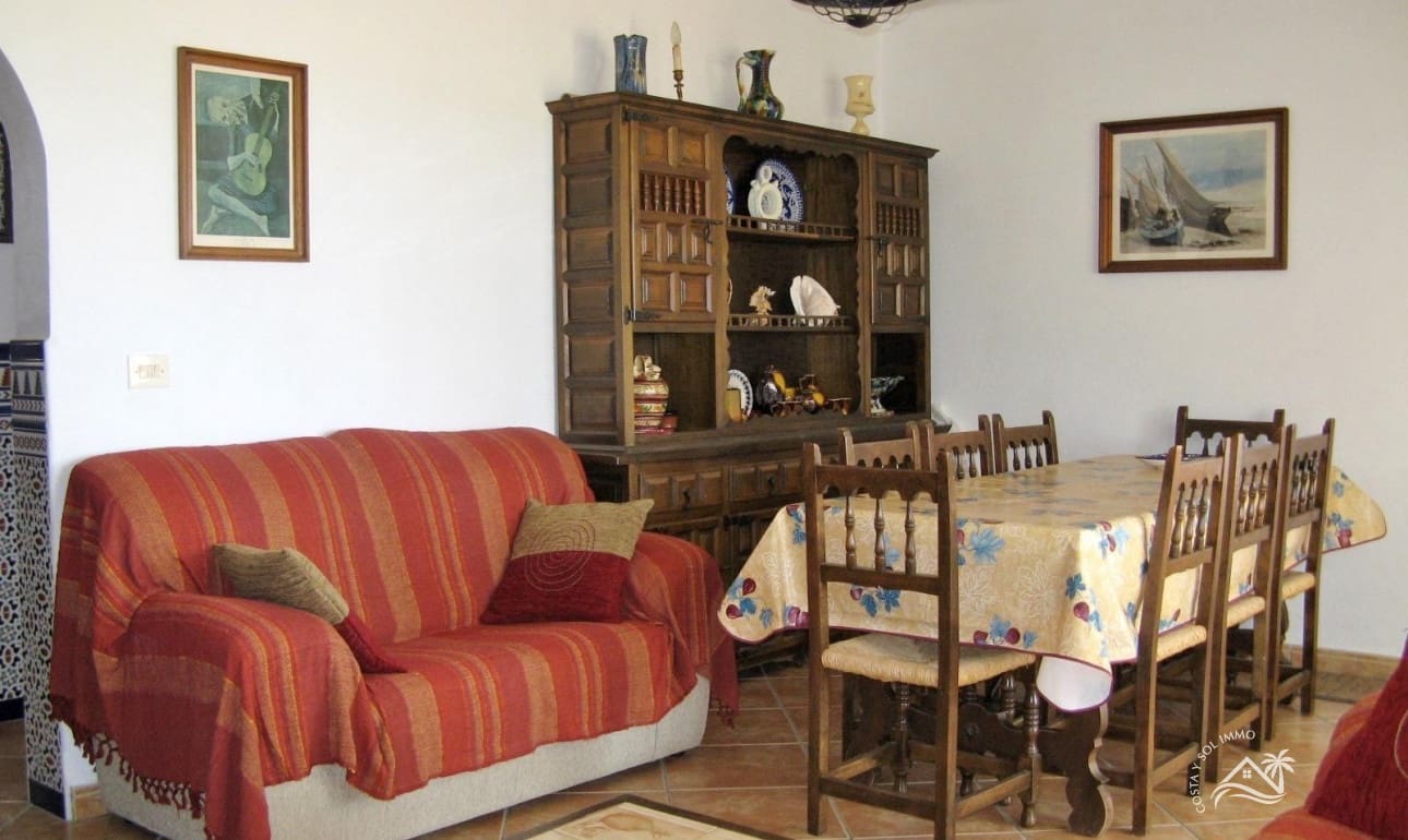 6 soverom Villa til salgs i El Calon med garasje - € 525 000 (Ref: 8624428)