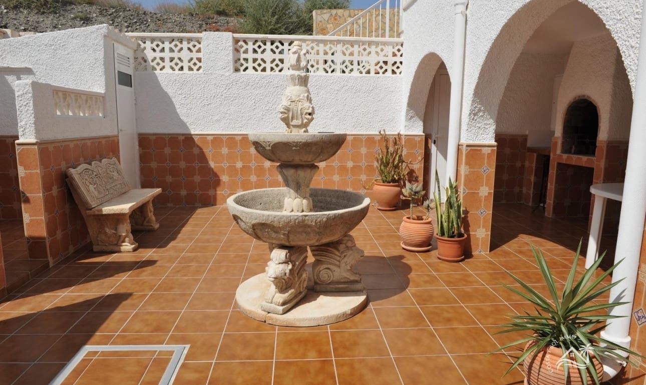 6 soverom Villa til salgs i El Calon med garasje - € 525 000 (Ref: 8624428)