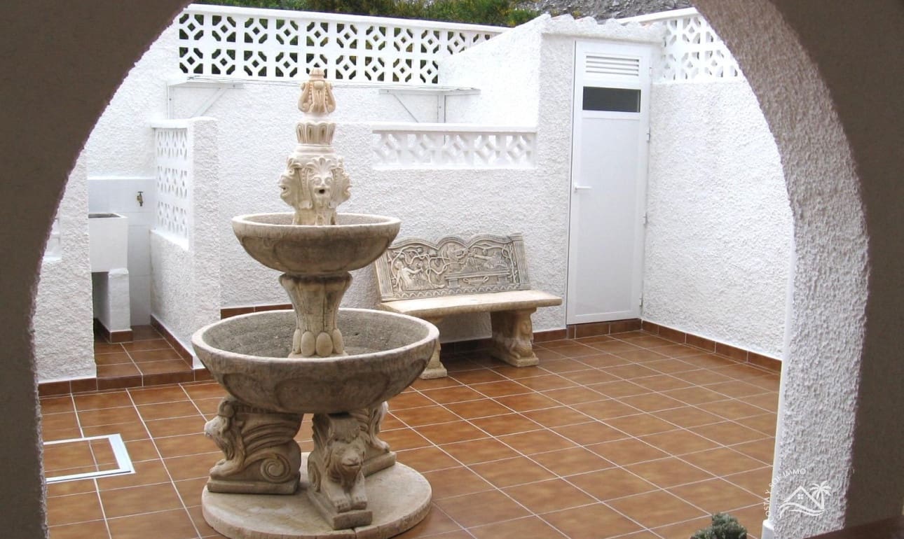 6 soverom Villa til salgs i El Calon med garasje - € 525 000 (Ref: 8624428)