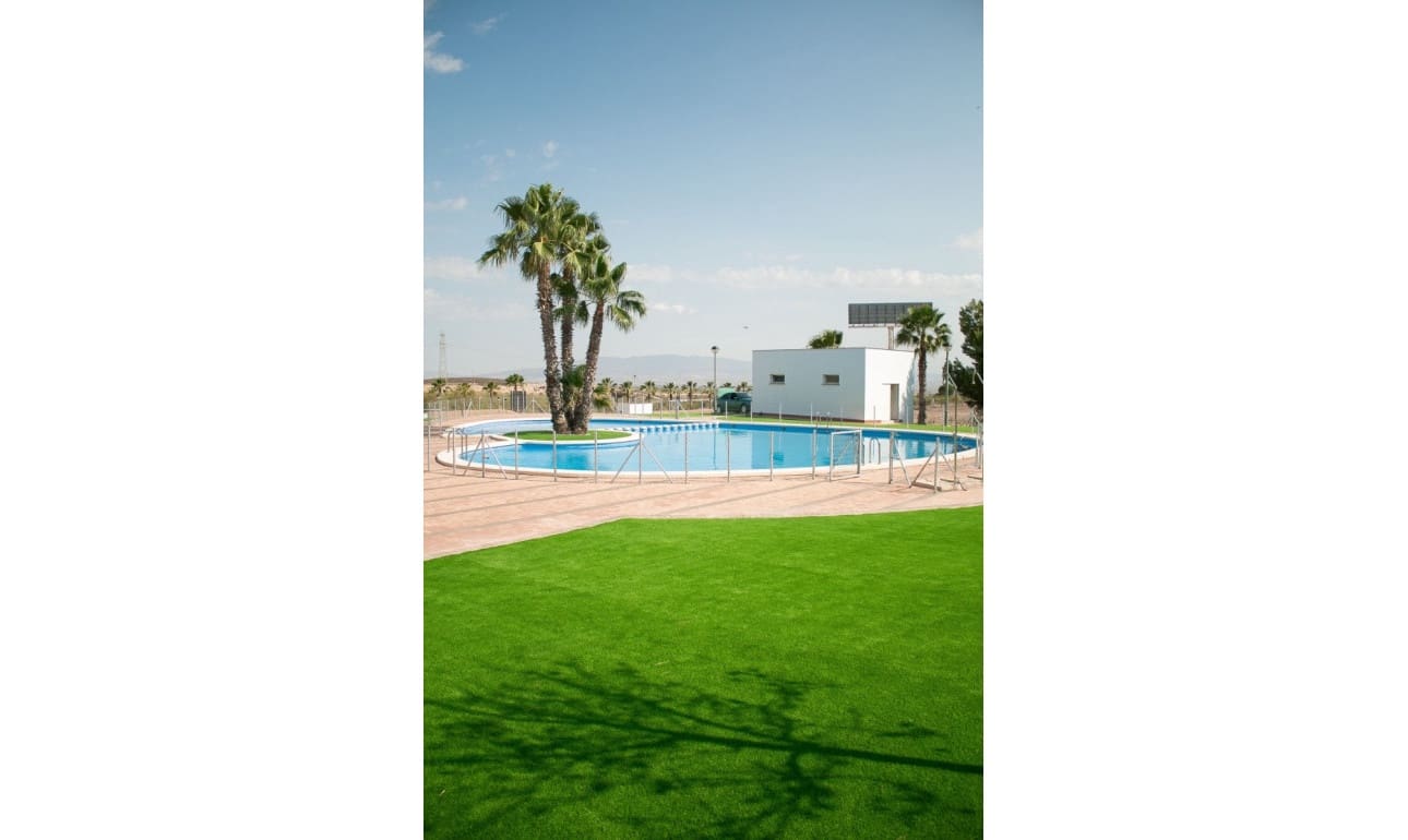 3 quarto Moradia em Banda para venda em Fuente Alamo de Murcia com piscina - 242 000 € (Ref: 8738376)