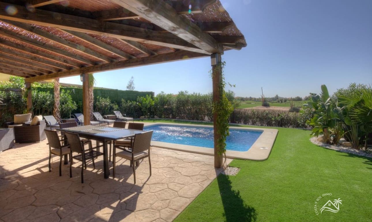 4 soveværelse Villa til salg i Cuevas del Almanzora med swimmingpool garage - € 406.850 (Ref: 9088374)