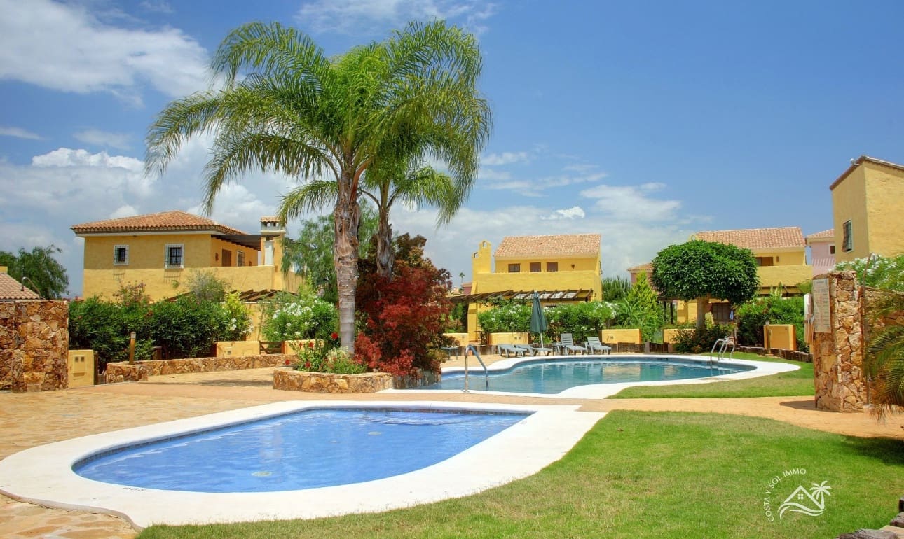 4 soveværelse Villa til salg i Cuevas del Almanzora med swimmingpool garage - € 406.850 (Ref: 9088374)