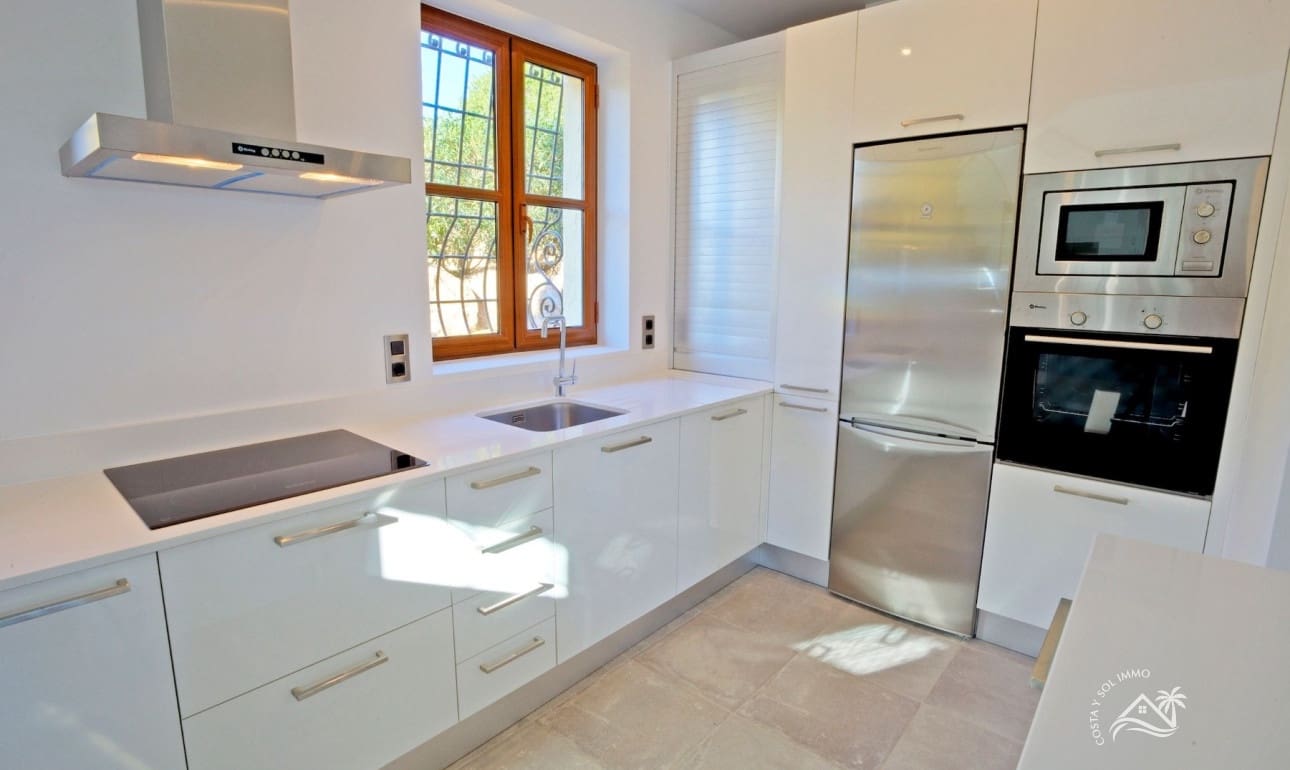 4 soveværelse Villa til salg i Cuevas del Almanzora med swimmingpool garage - € 406.850 (Ref: 9088374)