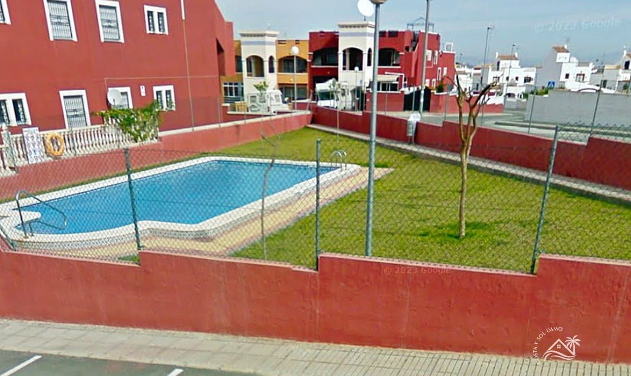 2 soverom Bungalow til salgs i Los Altos med svømmebasseng - € 150 000 (Ref: 9172359)