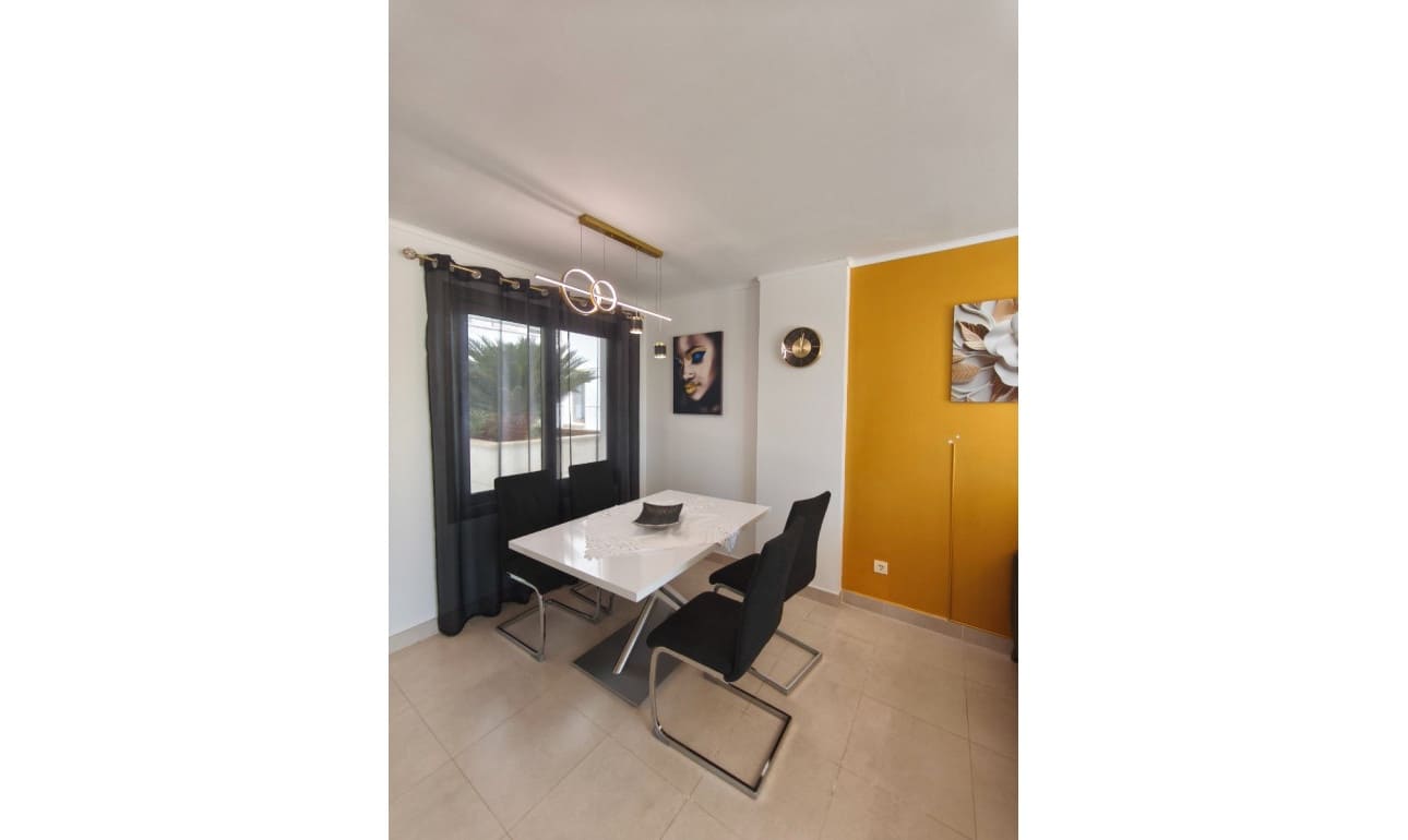 3 soveværelse Lejlighed til salg i San Juan de los Terreros med swimmingpool garage - € 239.000 (Ref: 9256326)