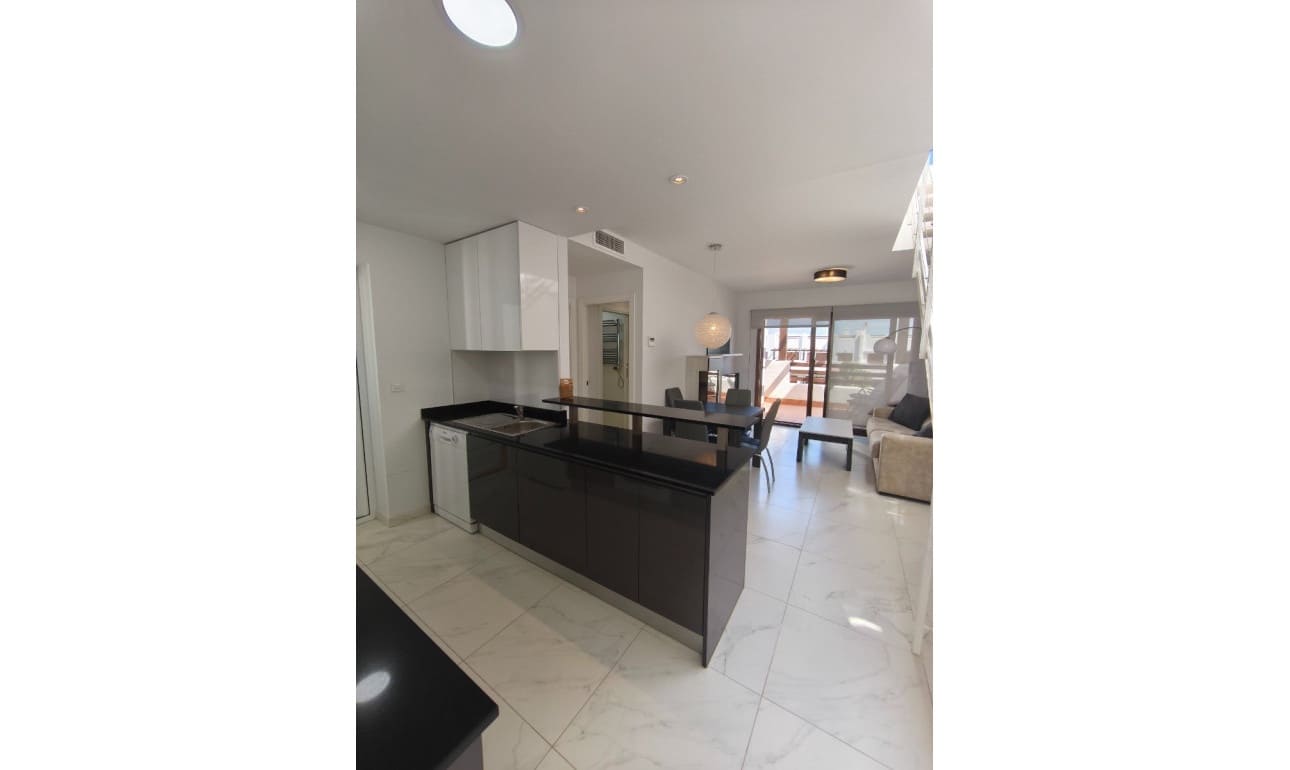 1 makuuhuone Kattohuoneisto myytävänä paikassa San Juan de los Terreros mukana uima-altaan 
autotalli - 159 900 € (Ref: 9256327)