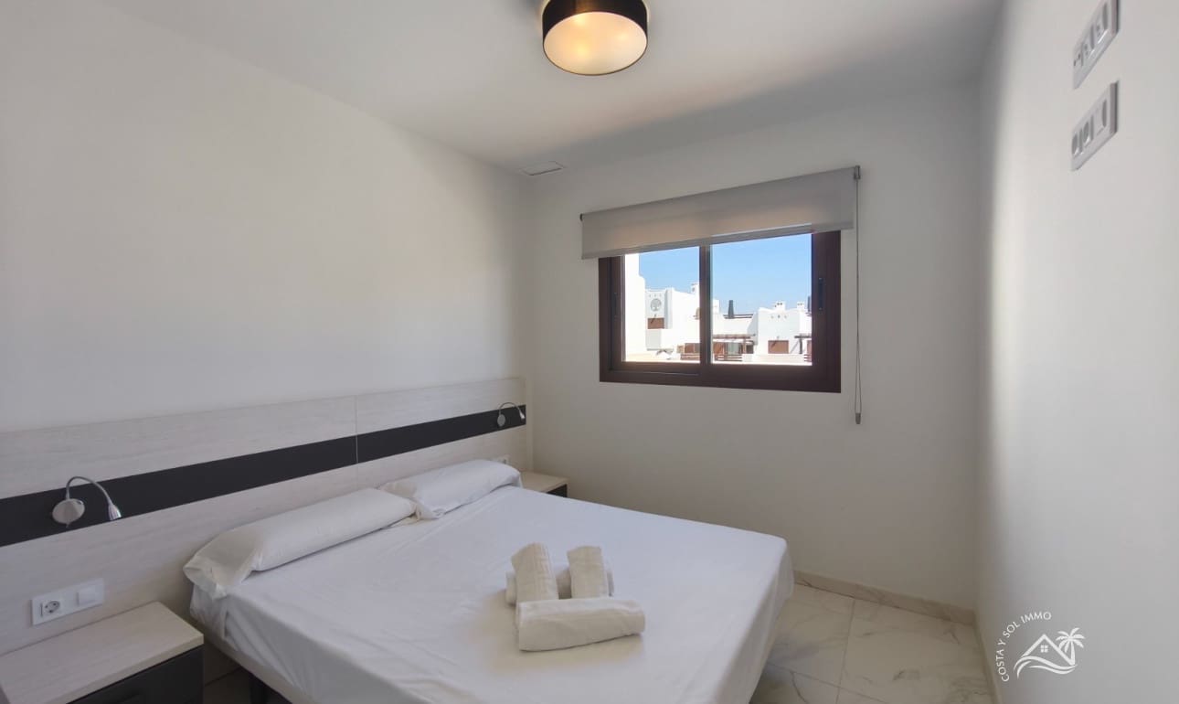 1 makuuhuone Kattohuoneisto myytävänä paikassa San Juan de los Terreros mukana uima-altaan 
autotalli - 159 900 € (Ref: 9256327)