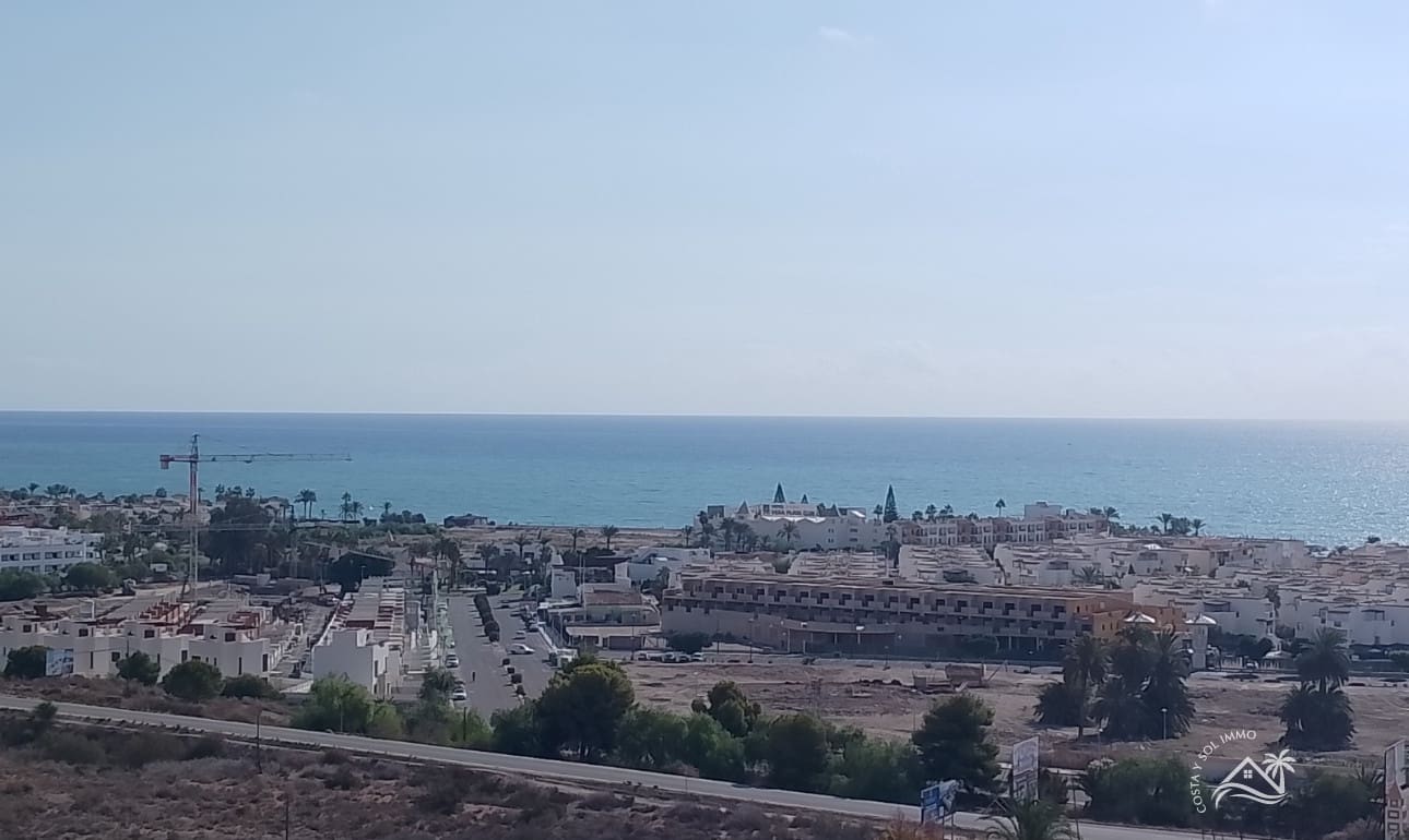 Apartamento de 3 habitaciones en Vera en venta con piscina garaje - 261.000 € (Ref: 9449632)