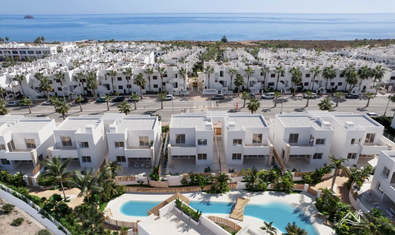 Chalet de 3 habitaciones en San Juan de los Terreros en venta con piscina - 479.000 € (Ref: 9449633)