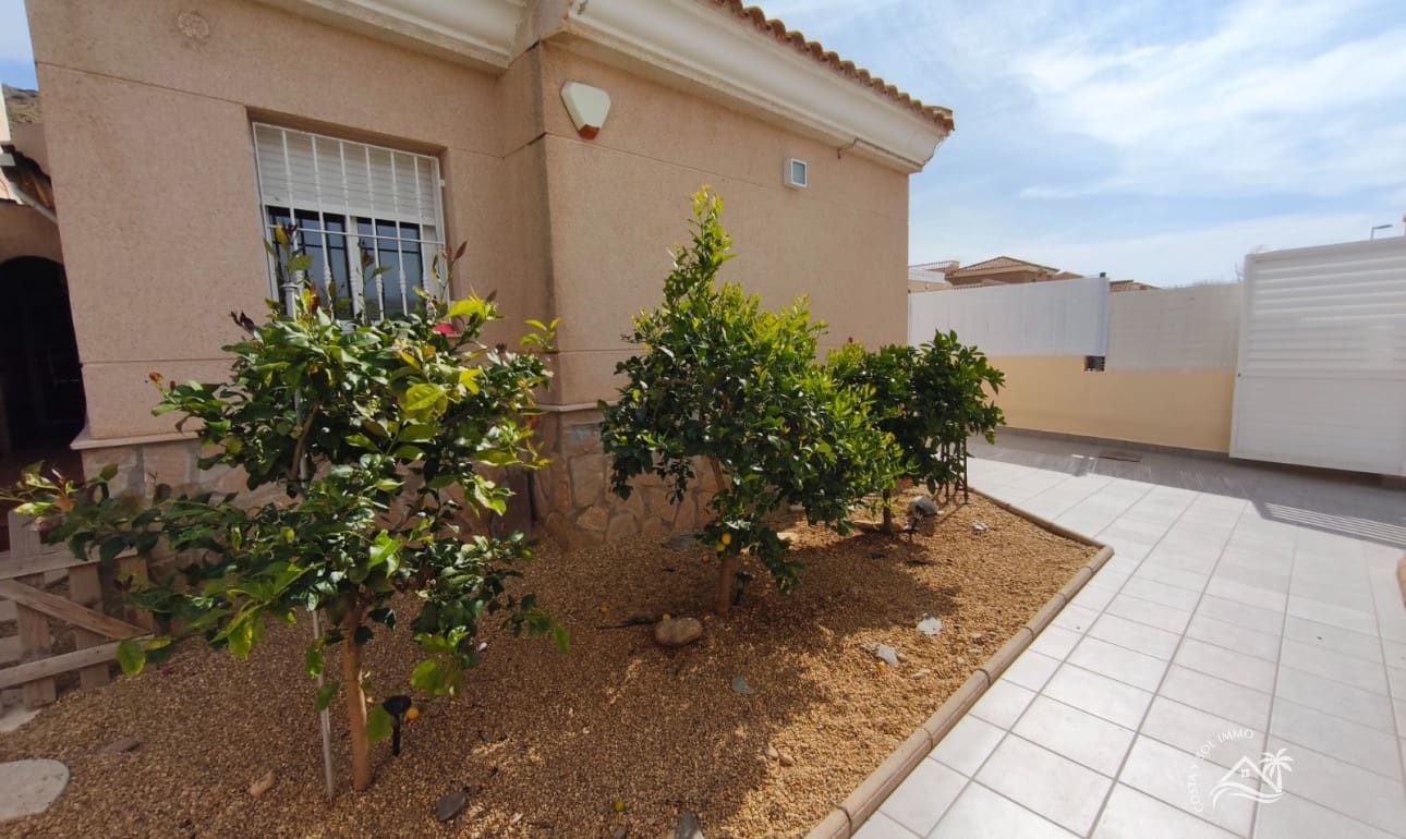 2 sovrum Villa till salu i San Juan de los Terreros med pool - 359 900 € (Ref: 9649933)