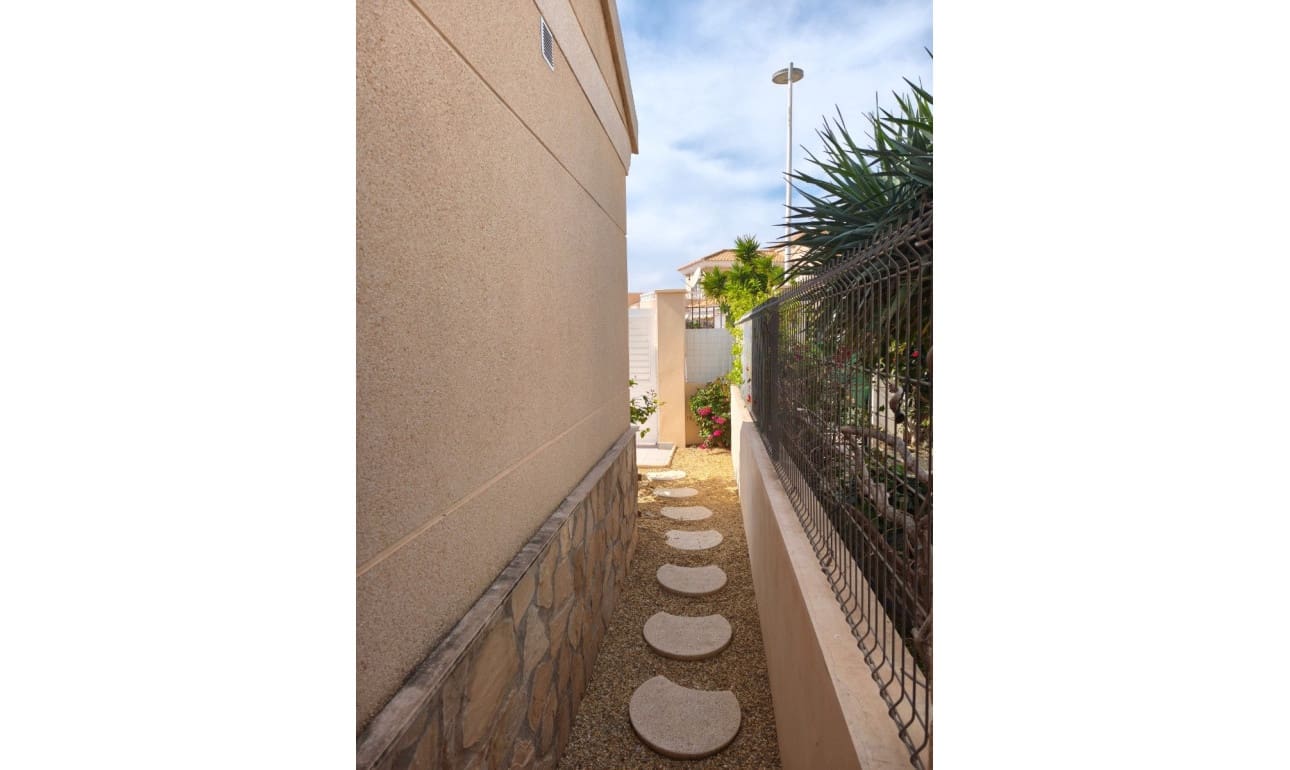 2 sovrum Villa till salu i San Juan de los Terreros med pool - 359 900 € (Ref: 9649933)