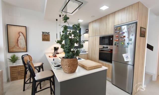 4 quarto Moradia para venda em Aguilas com piscina - 534 000 € (Ref: 9679249)