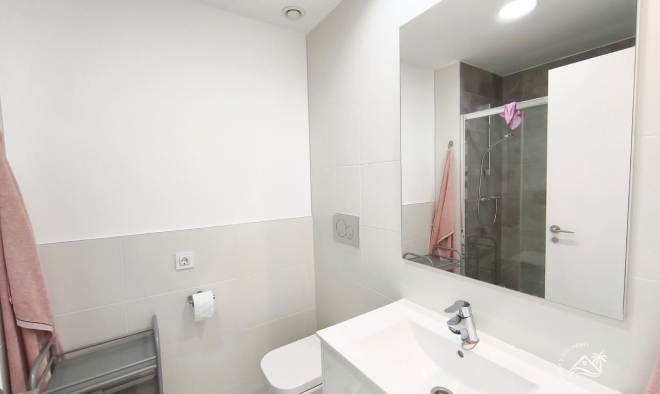 2 soverom Penthouse til salgs i San Juan de los Terreros med svømmebasseng garasje - € 199 000 (Ref: 9753435)