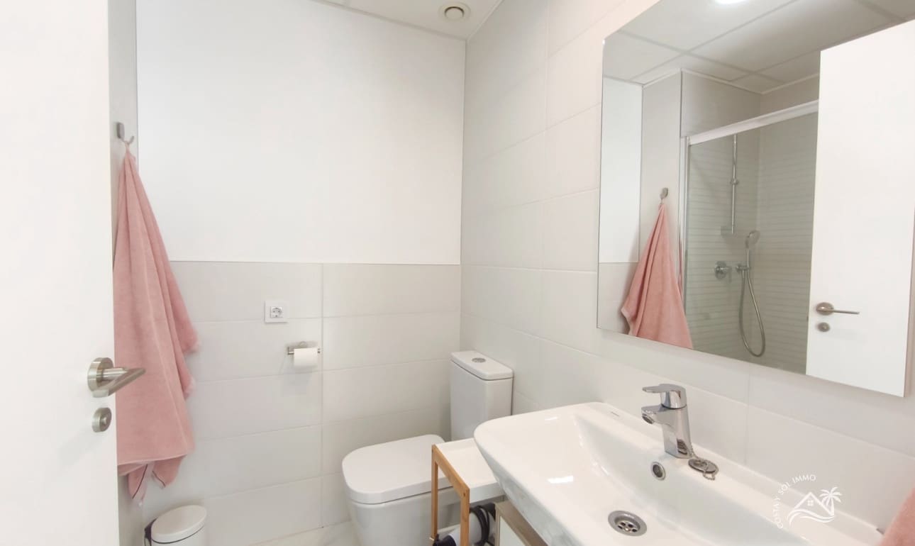 2 soverom Penthouse til salgs i San Juan de los Terreros med svømmebasseng garasje - € 199 000 (Ref: 9753435)