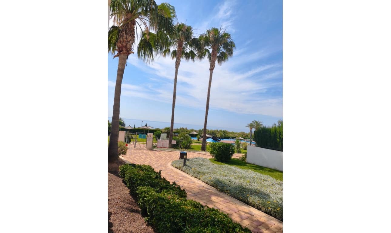 2 soverom Leilighet til salgs i San Juan de los Terreros med svømmebasseng - € 399 000 (Ref: 9885304)