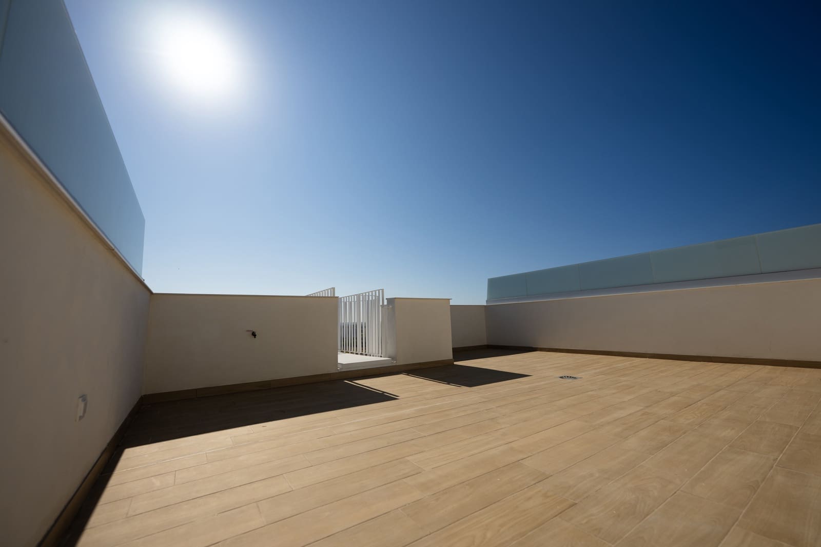 2 quarto Penthouse para arrendar em Palma de Mallorca com piscina garagem - 4 000 € (Ref: 9614294)