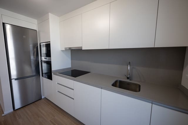 2 quarto Penthouse para arrendar em Nou Llevant, Palma de Mallorca com piscina garagem - 4 000 € (Ref: 9614294)