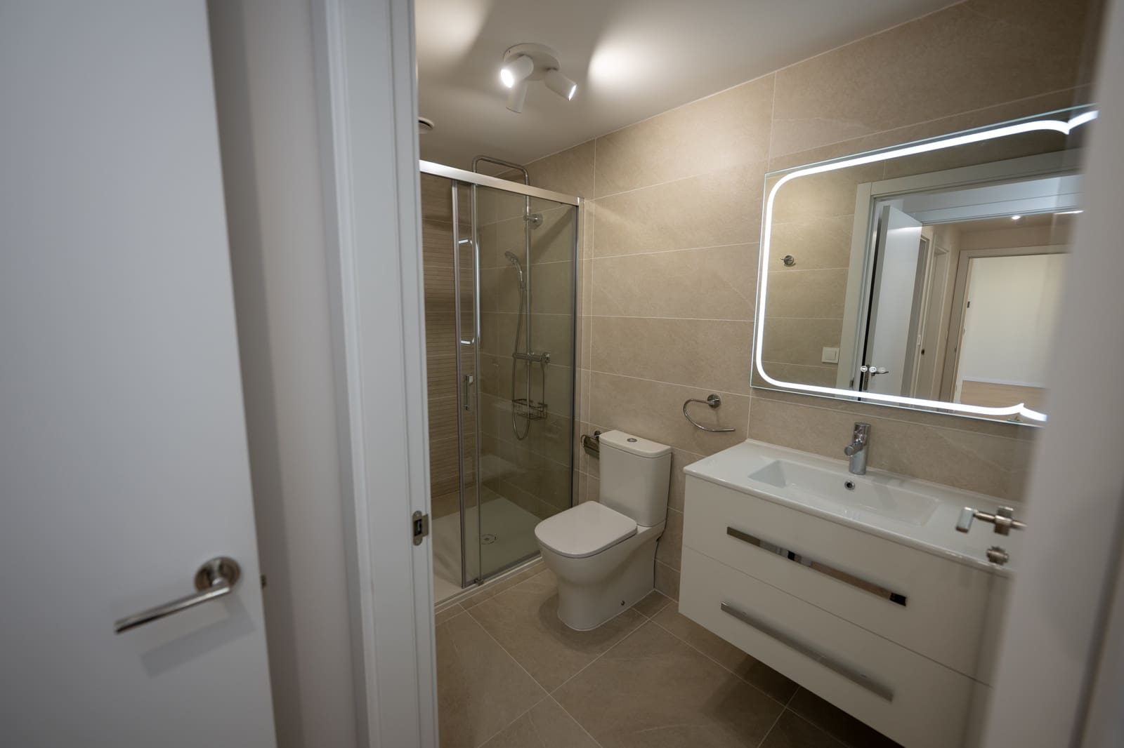 2 quarto Penthouse para arrendar em Palma de Mallorca com piscina garagem - 4 000 € (Ref: 9614294)