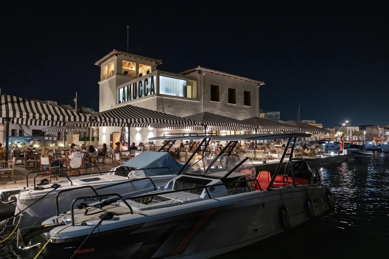 2 quarto Penthouse para arrendar em Palma de Mallorca com piscina garagem - 4 000 € (Ref: 9614294)