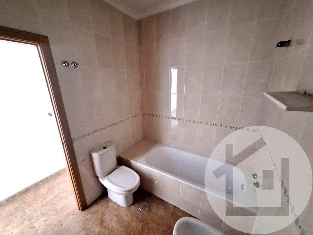 4 bedroom Villa for sale in El Algar with garage - € 206,800 (Ref: 9896974)