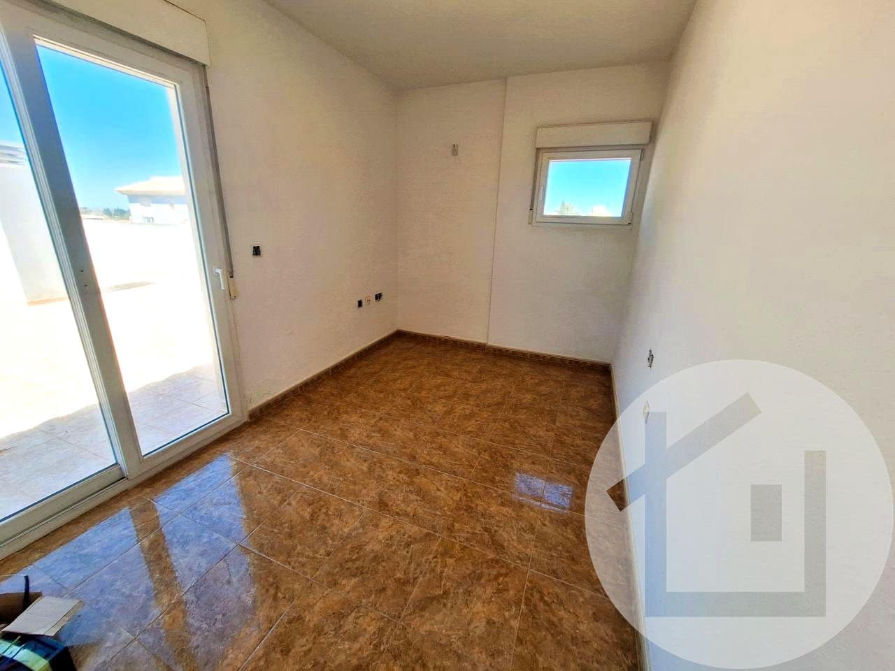 4 bedroom Villa for sale in El Algar with garage - € 206,800 (Ref: 9896974)