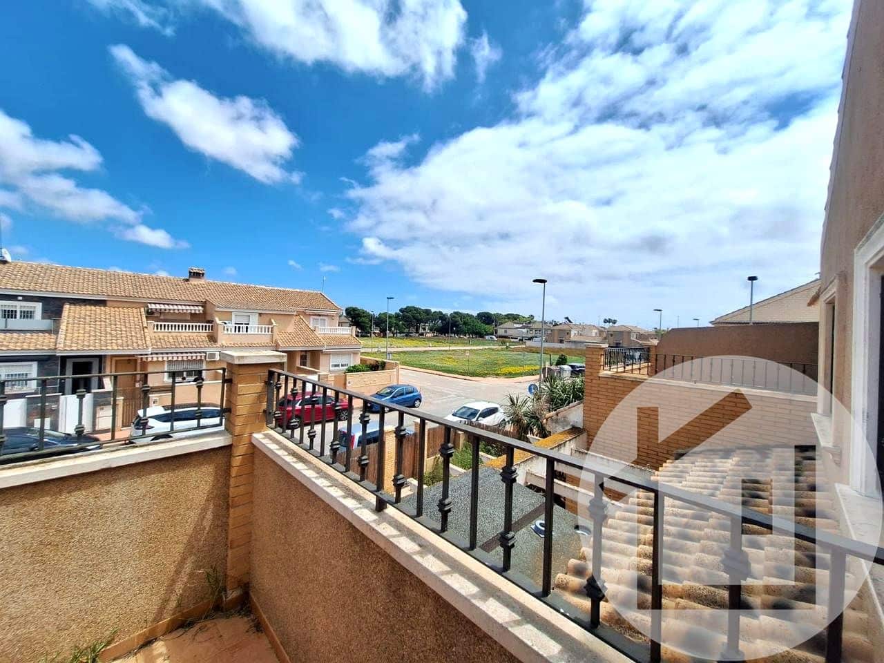 Chalet de 3 habitaciones en San Javier en venta - 221.500 € (Ref: 9896975)
