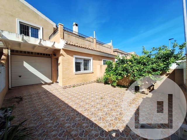 Chalet de 3 habitaciones en Ciudad, San Javier en venta - 221.500 € (Ref: 9896975)