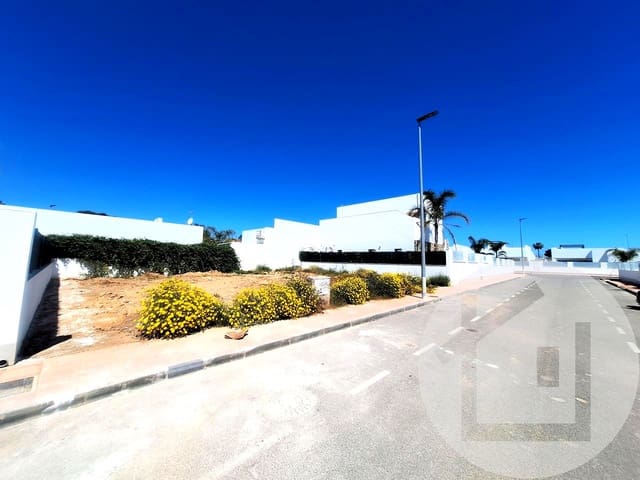 Rakentamaton maa myytävänä paikassa Santiago de la Ribera, San Javier - 149 000 € (Ref: 9896979)