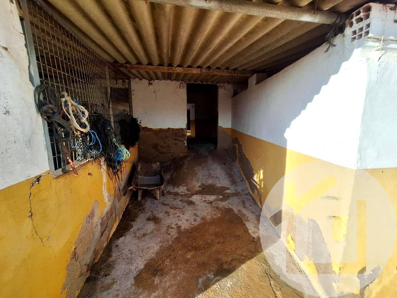 6 bedroom Finca/Country House for sale in Torre-Pacheco - € 158,900 (Ref: 9896981)