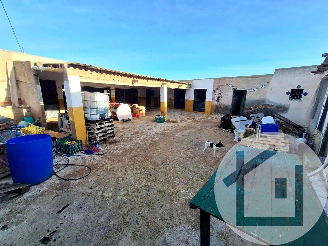 6 bedroom Finca/Country House for sale in Torre-Pacheco - € 158,900 (Ref: 9896981)